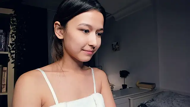KaraKuvv cam Live Nude & Online