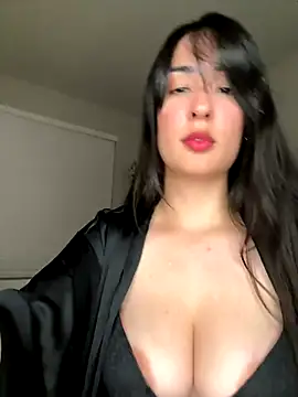 Kisstoli from Stripchat