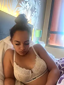 Lalionne58 from Stripchat