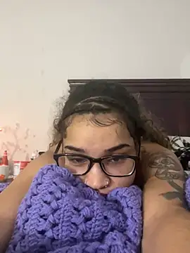 1prettygem from Stripchat