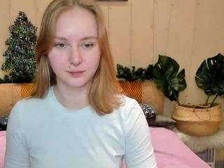 annacolor Nudes and Live Cam
