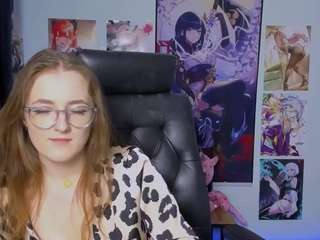 emma-breezee Nudes and Live Cam