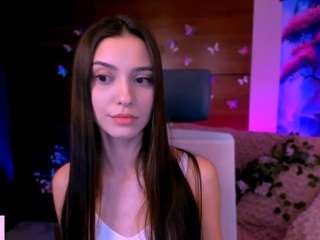 flora-di Nudes and Live Cam