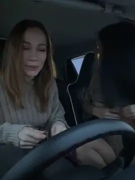 JulliaVegas from Stripchat