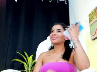 karliee-klosss Nudes and Live Cam