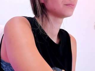 laylaqueen1 Nudes and Live Cam