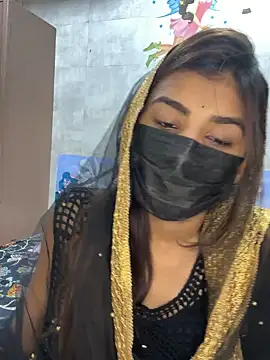 LITLE HONEY from Stripchat