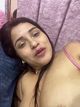 Perlita05 from Stripchat