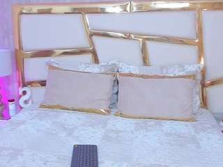 shaynahank Nudes and Live Cam