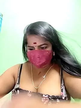 Sujakutty from Stripchat