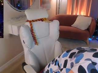 wifeyneeds Nudes and Live Cam