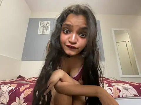 AlanaXSexyy from Stripchat