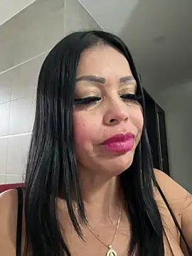 KarolRubi1 from Stripchat