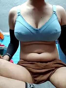 Lailaduet55 from Stripchat