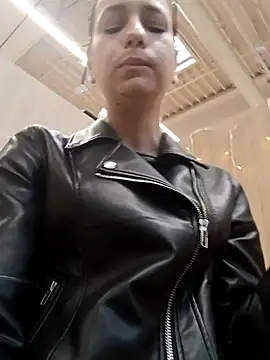 Liza Moon from Stripchat