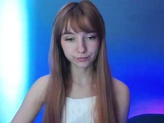 lucialittle Nudes and Live Cam