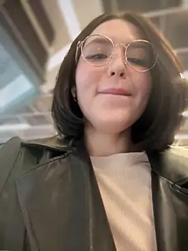 Meow girl from Stripchat