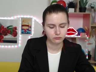 mollytravis Nudes and Live Cam