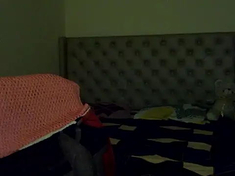 MysteriousGirl- from Stripchat