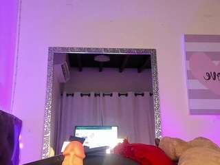 zoecolliins Nudes and Live Cam