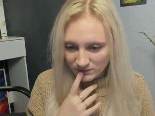 adelina-queen Nudes and Live Cam