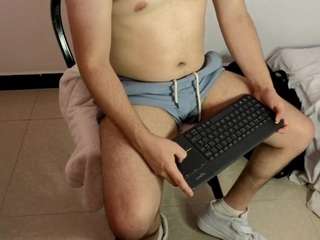 axelrouses Nudes and Live Cam