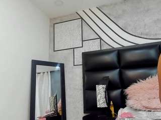 briana-03 Nudes and Live Cam
