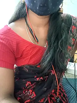 Dreamqueentamill from Stripchat