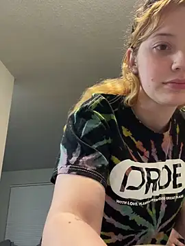 Hunnybee alleh from Stripchat