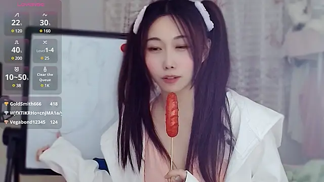 Lucy-baby520 from Stripchat