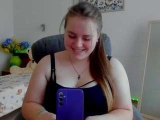 luizia Nudes and Live Cam
