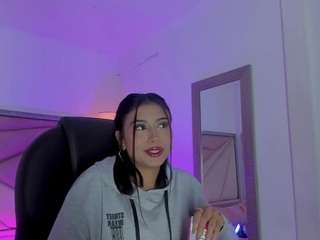 zaralim Nudes and Live Cam