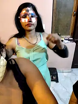 Hot mina8585 from Stripchat