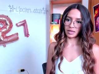 ikeisha Nudes and Live Cam