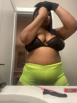 Kurvibabe from Stripchat