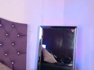 miaflorees Nudes and Live Cam