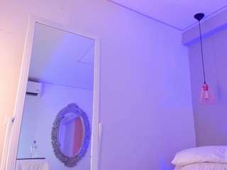 nikki-vegaa Nudes and Live Cam