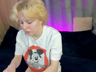 tasha-tiny Nudes and Live Cam