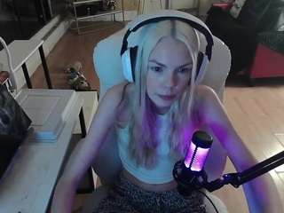 tinykylie Nudes and Live Cam