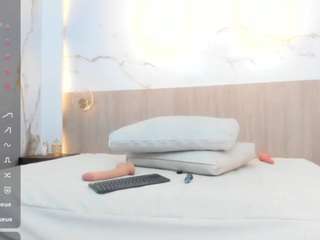 venus-crocela Nudes and Live Cam