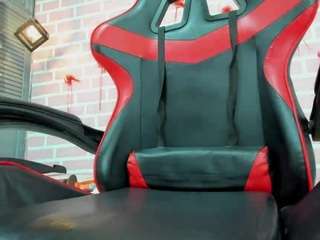 emy-02 Nudes and Live Cam