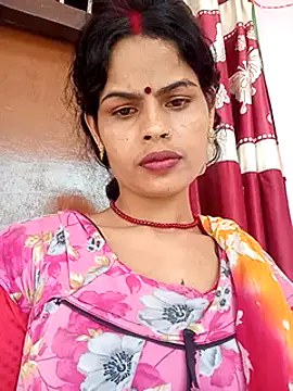 Eshna Dabral from Stripchat