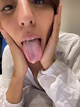 Katee Jones from Stripchat