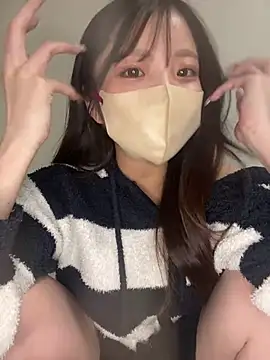 Maaya2523 from Stripchat