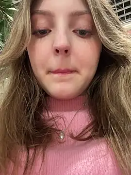MelonyBee from Stripchat