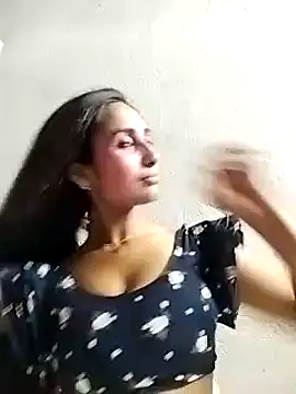 Sahana97 from Stripchat