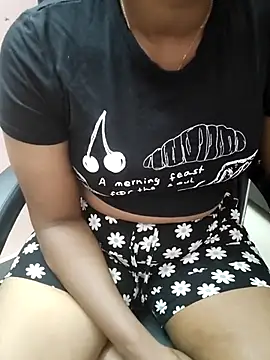 Tamil aparna69 from Stripchat
