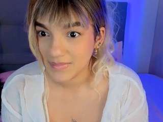 xvarelylegalx Nudes and Live Cam