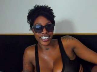 badgurldnay Nudes and Live Cam