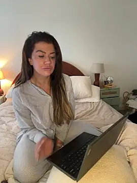Caseybaby from Stripchat